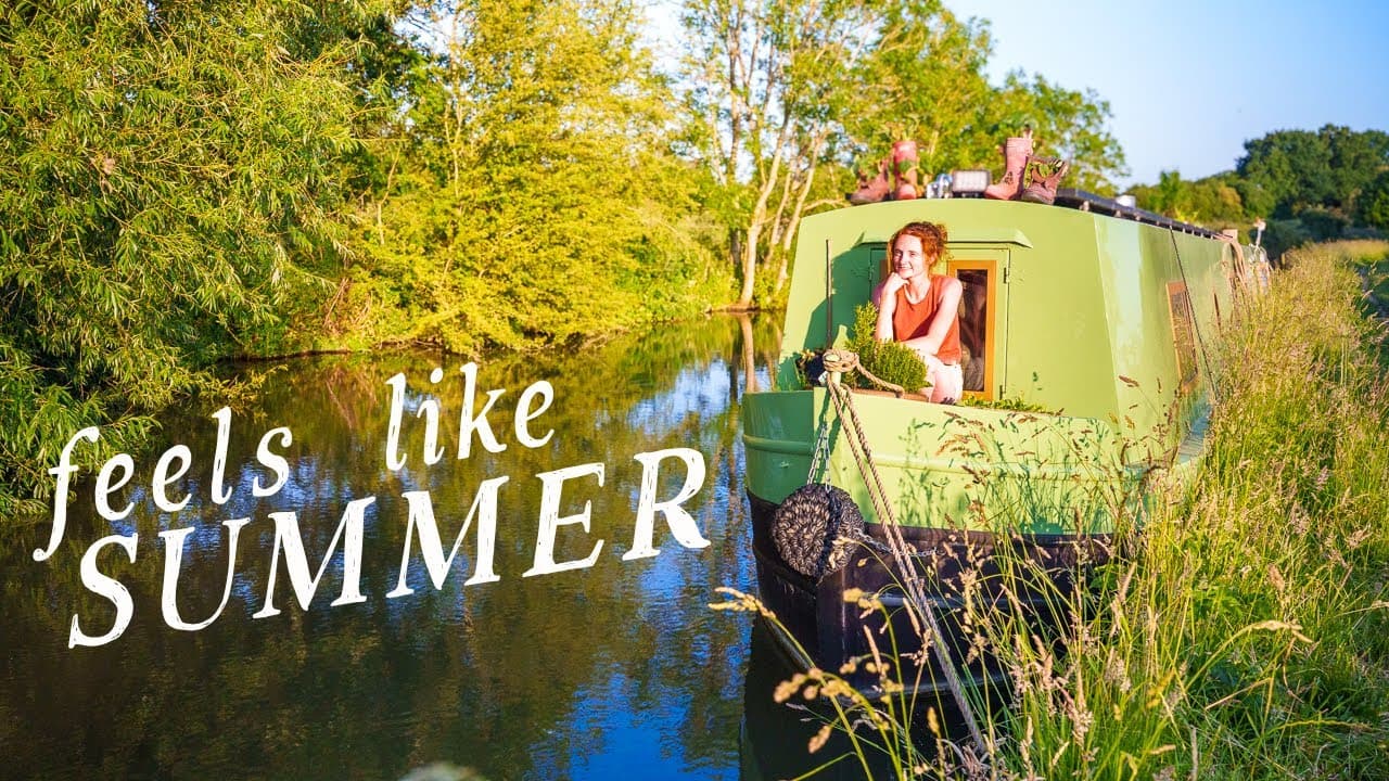 This Is Why Summer Feels So Magical on a Narrowboat in the English Countryside