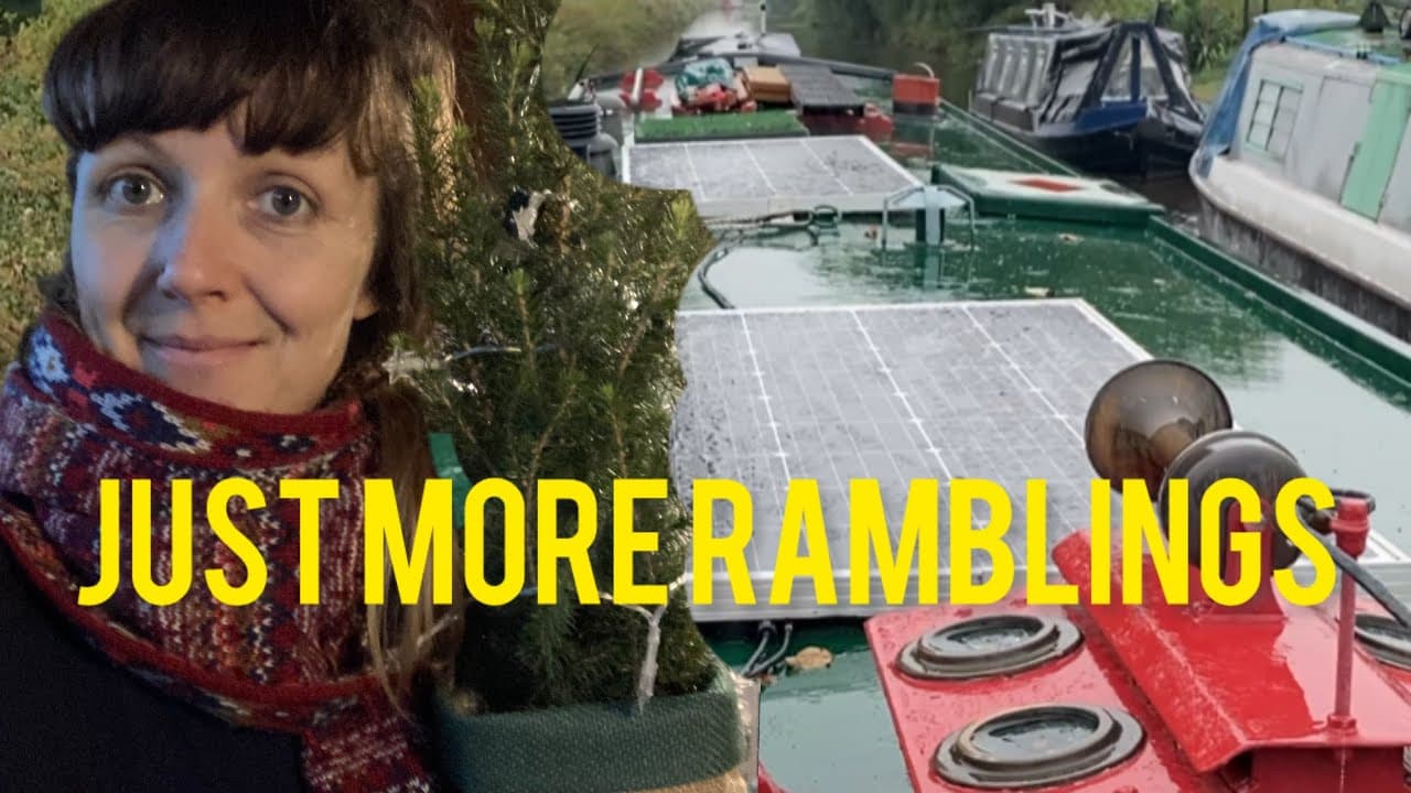 We start to wrap it up for Christmas | Fulltime Narrowboat life #boatlife #narrowboat #canal