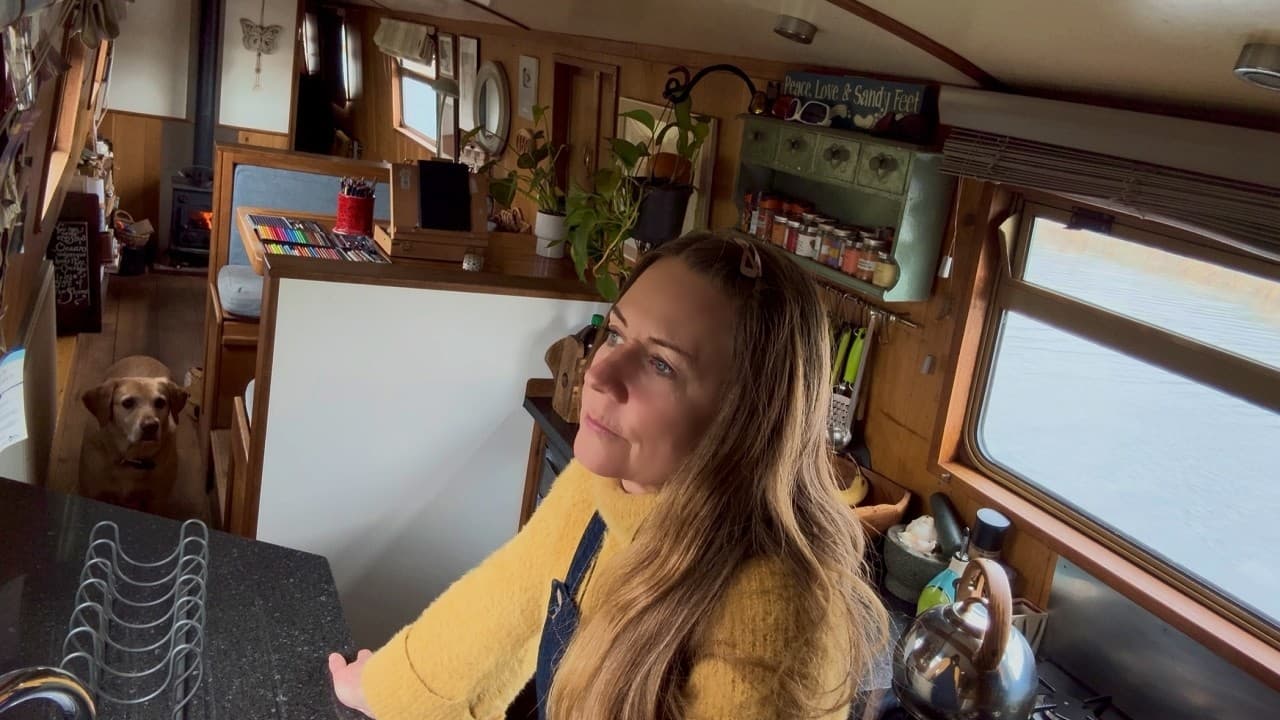 What's Holding Us Here? I Have to Turn My Narrowboat Around #273