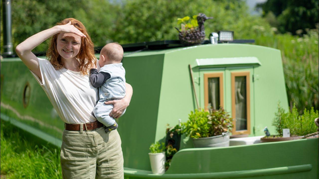It's just me, my baby and my dog: 24 hours solo parenting on my narrowboat