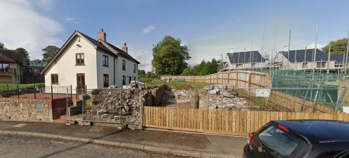 Mon & Brec lock demolished after council admits it was sold in 1994 