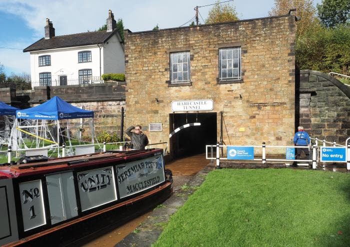 Harecastle Tunnel goes offline 