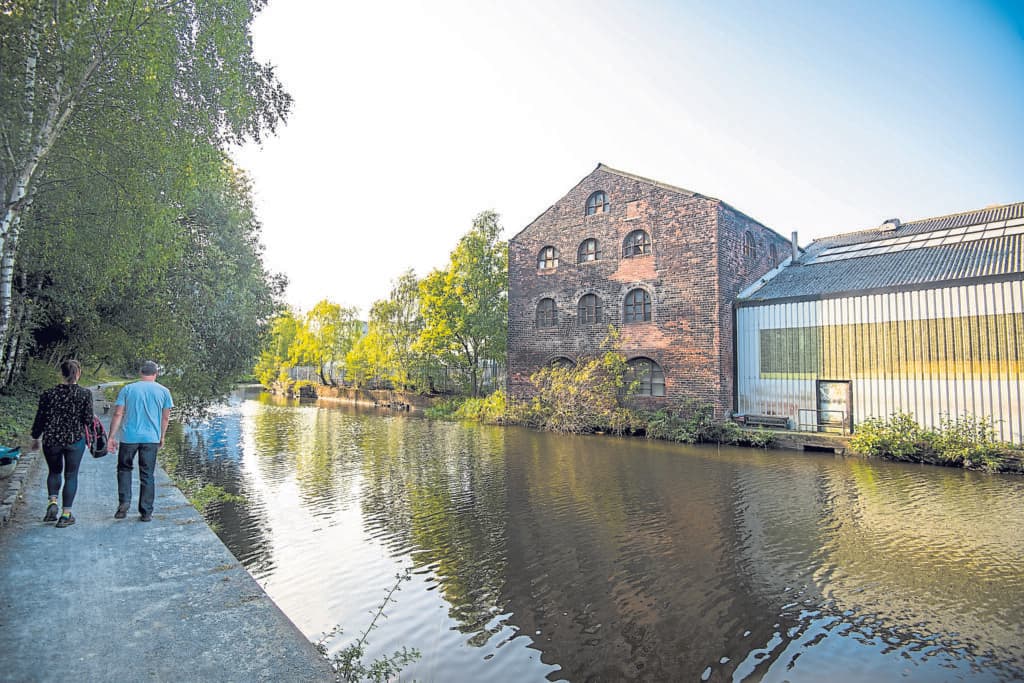 SHEFFIELD CANAL taken to hearts