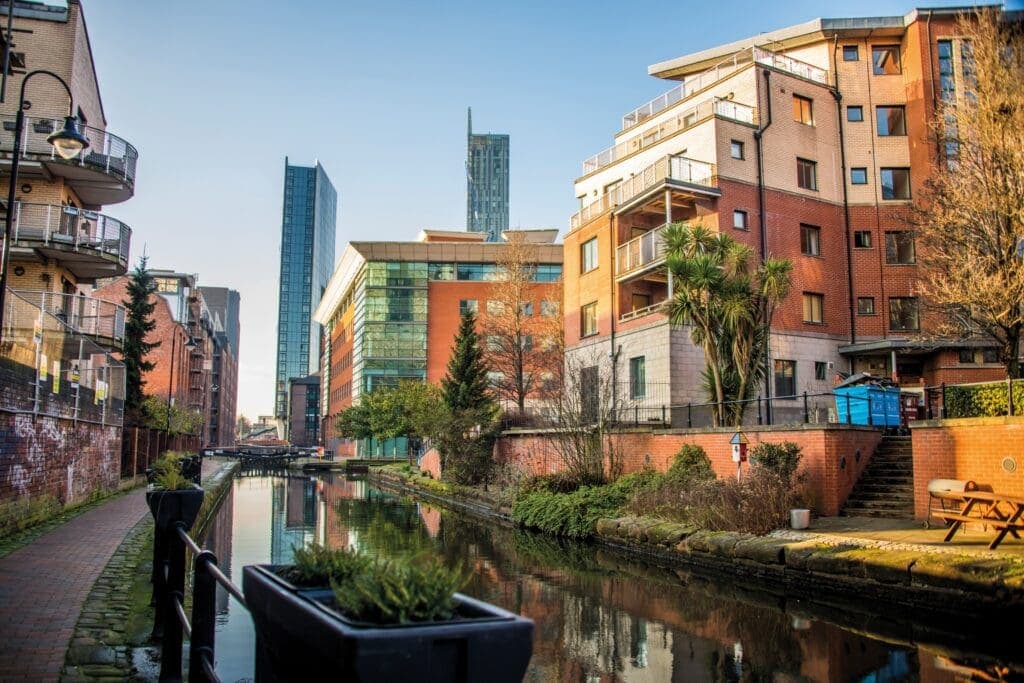 Britain’s Canals: The Overlooked Lifeline Connecting Wildlife, Wellbeing and Communities