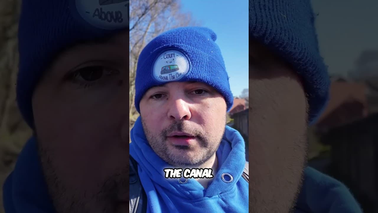 Amphibious Excavator Perfect for Canal Sediment Removal & Wildlife