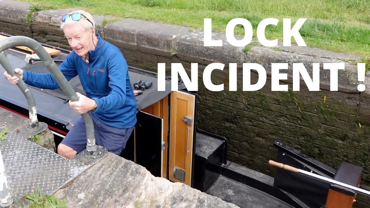 NARROWBOAT | Lock INCIDENT?? | RUN!! | LIVEABOARD LIFESTYLE LOCK ISSUES | Episode 67
