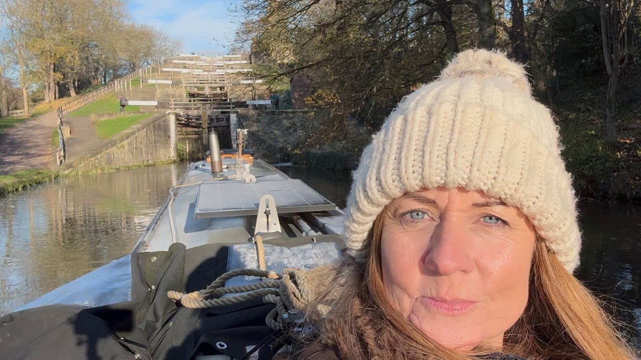 60ft (18m) Straight Up, 250 Year Old Edifice and Freezing Temperatures on My Narrowboat Home!