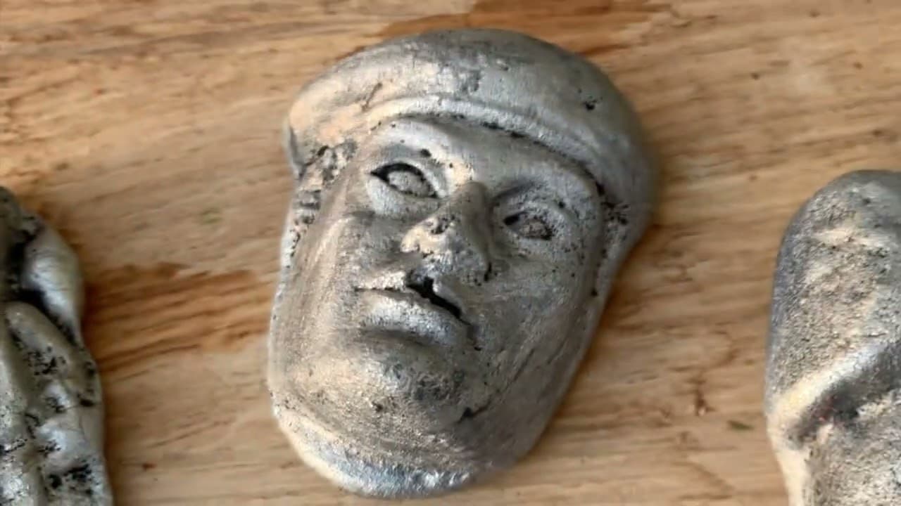 THIS PARTY IS SMELTING!