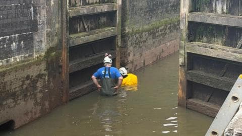 Boaters race against clock as drained canals close