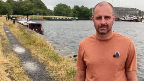 Lancaster Canal boaters frustrated by water shortage