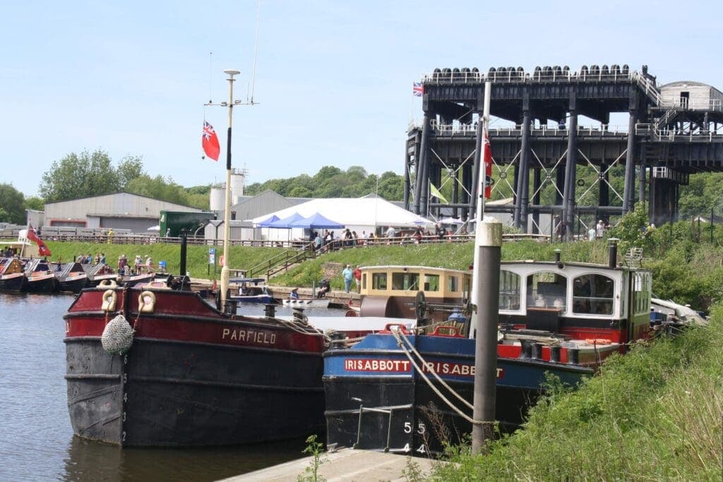 Anderton Boat Lift hosts fantastic, free steam festival (May 9 & 10)