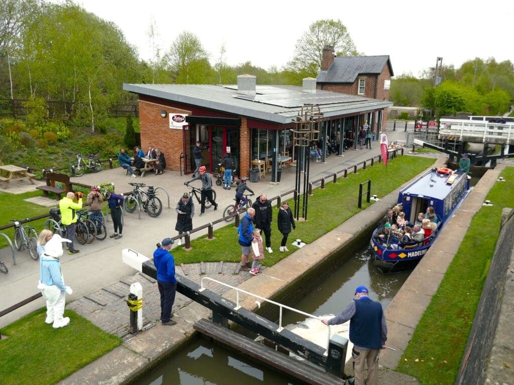 Canal Trust gets 10th Green Flag